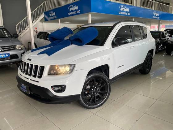 JEEP COMPASS 2.0 SPORT 4X2 16V GASOLINA 4P AUTOMÁTICO